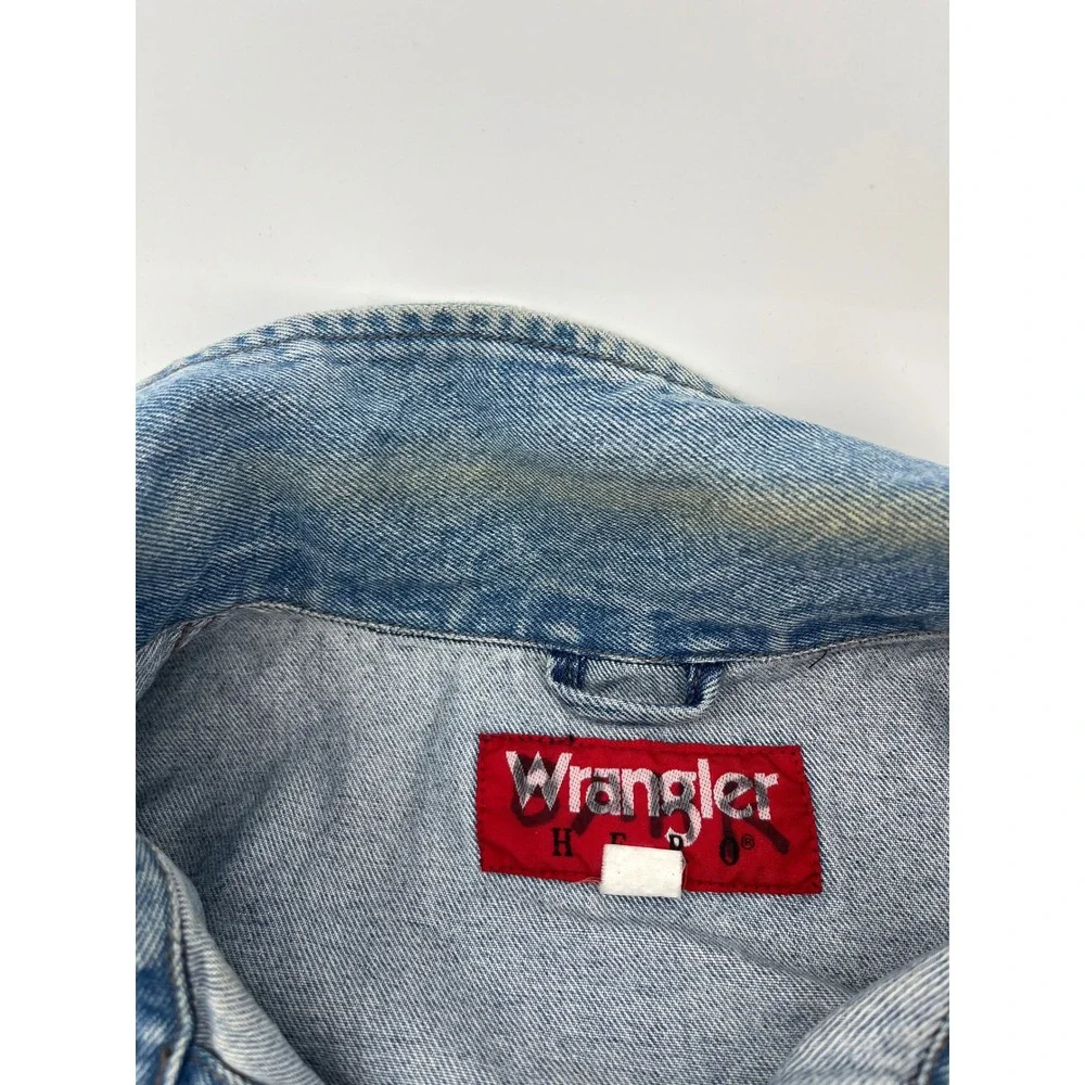 Wrangler Denim Trucker Jacket Mens XL Blue Hero Vintage Disstressed Button Up